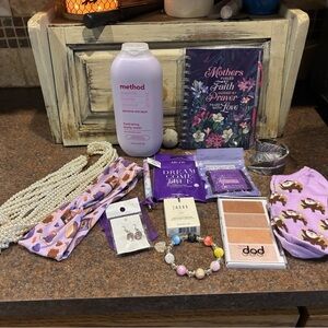 Nexx Women's Accessories Set makeup, hair care, jewelry and more